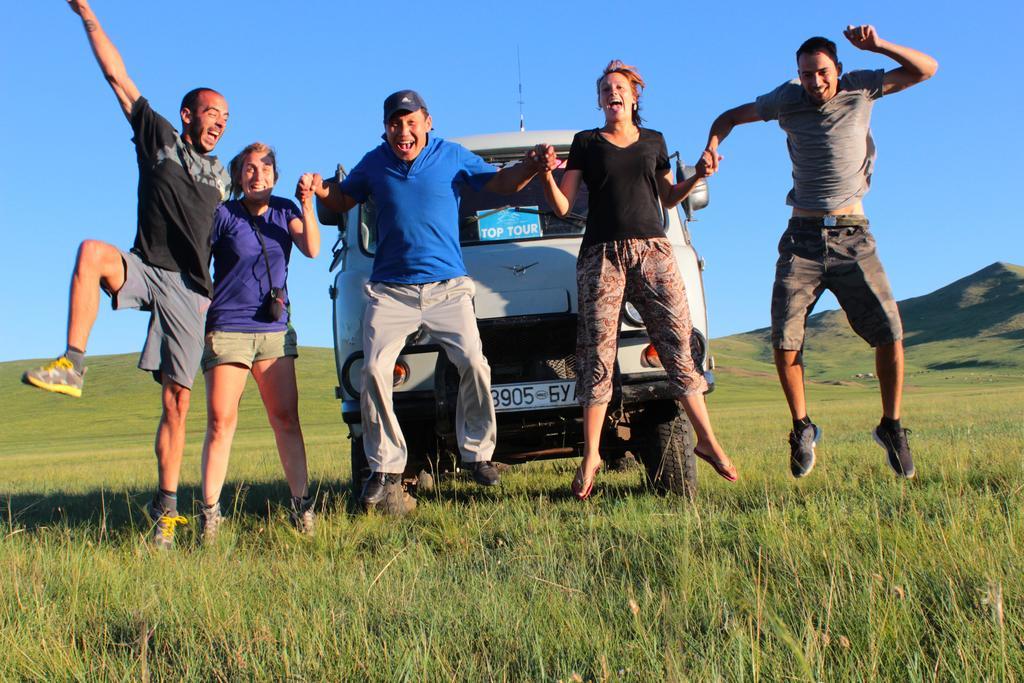 Top Tour & Guesthouse Mongolia أولان باتور المظهر الخارجي الصورة