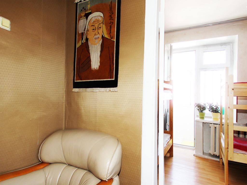 Top Tour & Guesthouse Mongolia أولان باتور الغرفة الصورة